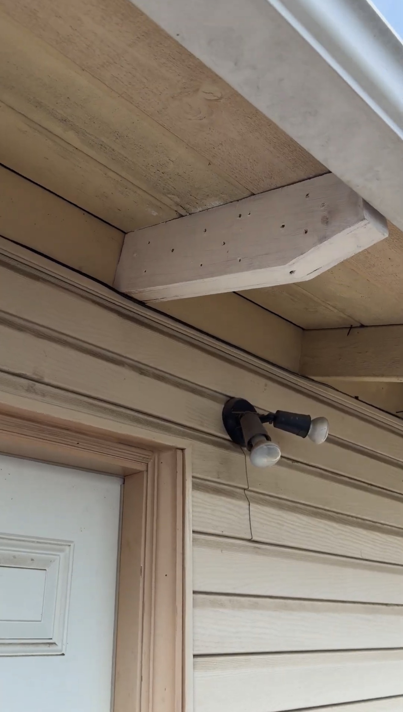 Roof repair project photo 9